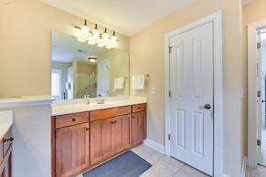 3 Mi to Carowinds: Retreat w/ On-site Fishing