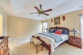 3 Mi to Carowinds: Retreat w/ On-site Fishing