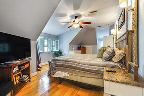 Walk to Beach: Gem w/ Pool & Spa in Isle of Palms!