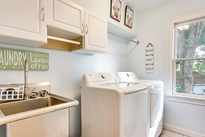 Walk to Beach: Gem w/ Pool & Spa in Isle of Palms!