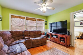 Walk to Beach: Gem w/ Pool & Spa in Isle of Palms!