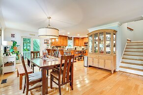 Walk to Beach: Gem w/ Pool & Spa in Isle of Palms!