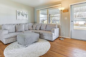 2 Mi to Downtown Logansport: Quiet Home w/ Grill