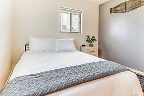 2 Mi to Downtown Logansport: Quiet Home w/ Grill