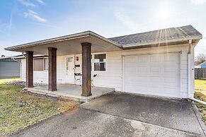 2 Mi to Downtown Logansport: Quiet Home w/ Grill