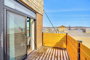 Walk to Lake City Marina: Condo w/ Rooftop Deck!