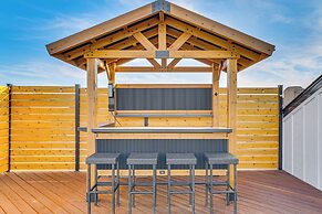 Walk to Lake City Marina: Condo w/ Rooftop Deck!