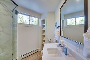 Mtn Escape w/ Hot Tub, By Trails in Grand Lake!