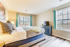 Near Golf & Table Rock Lake: Condo w/ Pool Access