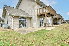 Near Golf & Table Rock Lake: Condo w/ Pool Access