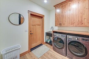 Ski-in/out Schweitzer Mountain Home in Sandpoint!