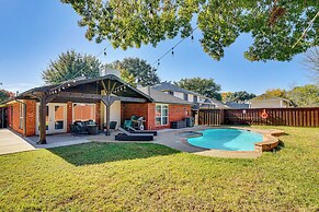 Outdoor Oasis w/ Pool: Grand Prairie Family Home!