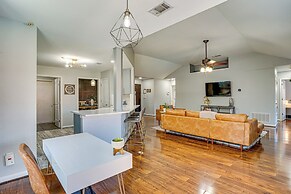 Outdoor Oasis w/ Pool: Grand Prairie Family Home!