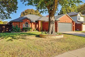 Outdoor Oasis w/ Pool: Grand Prairie Family Home!