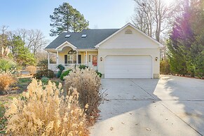 8 Mi to Beach: Ocean Pines Home Near Marina & Golf