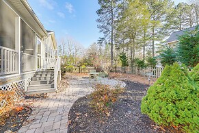 8 Mi to Beach: Ocean Pines Home Near Marina & Golf