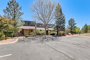 Cozy Flagstaff Condo in Country Club Community!