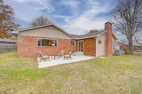 6 Mi to Dtwn: Dog-friendly Home w/ Yard in Tulsa