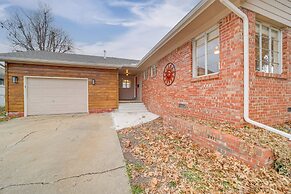6 Mi to Dtwn: Dog-friendly Home w/ Yard in Tulsa