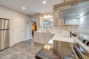 6 Mi to Dtwn: Dog-friendly Home w/ Yard in Tulsa