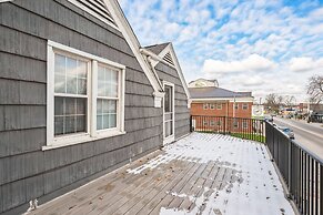 The Loft 3BR Apartment with Scenic Deck