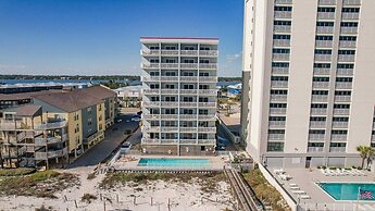 Caribbean 502 1 Bedroom Condo