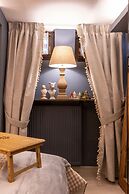 Rock Dandy La Maison de l' Ours - Nymfaio