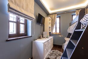 Rock Dandy La Maison de l' Ours - Nymfaio