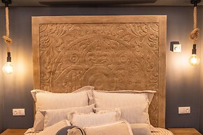 Rock Dandy La Maison de l' Ours - Nymfaio