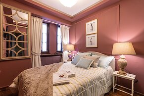 Rock Dandy La Maison de l' Ours - Nymfaio