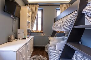 Rock Dandy La Maison de l' Ours - Nymfaio