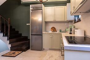 Rock Dandy La Maison de l' Ours - Nymfaio