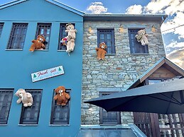 Rock Dandy La Maison de l' Ours - Nymfaio