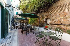 Vatican Luxury Rooms - LR Collection