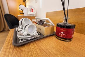 Vatican Luxury Rooms - LR Collection