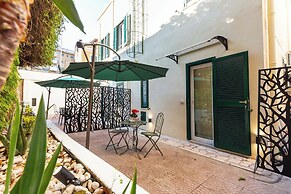 Vatican Luxury Rooms - LR Collection