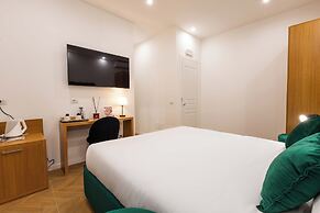 Vatican Luxury Rooms - LR Collection