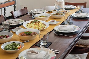 Highgrove Estate By Ishq