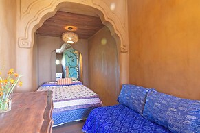 Oceana Suites Templo de la Tierra