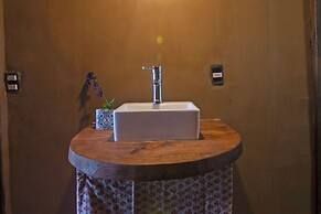 Oceana Suites Templo de la Tierra