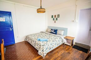 Monratino The Snow roost