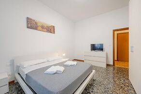 Tatiana Flat - 10 min to Venice