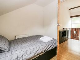 COACH HOUSE
