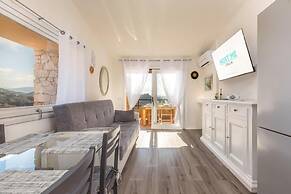 Villa Esmeralda - Free Wifi - With Swimming Pool