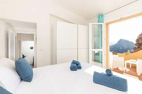 Villa Esmeralda - Free Wifi - With Swimming Pool