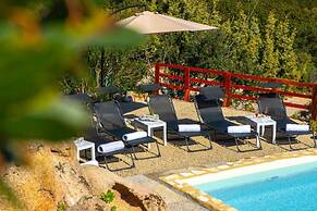 Villa Esmeralda - Free Wifi - With Swimming Pool