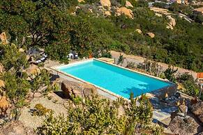 Villa Esmeralda - Free Wifi - With Swimming Pool