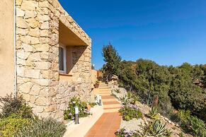 Villa Esmeralda - Free Wifi - With Swimming Pool