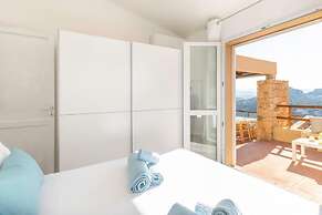 Villa Esmeralda - Free Wifi - With Swimming Pool