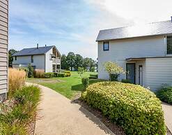 Spacious Villa Near Castle